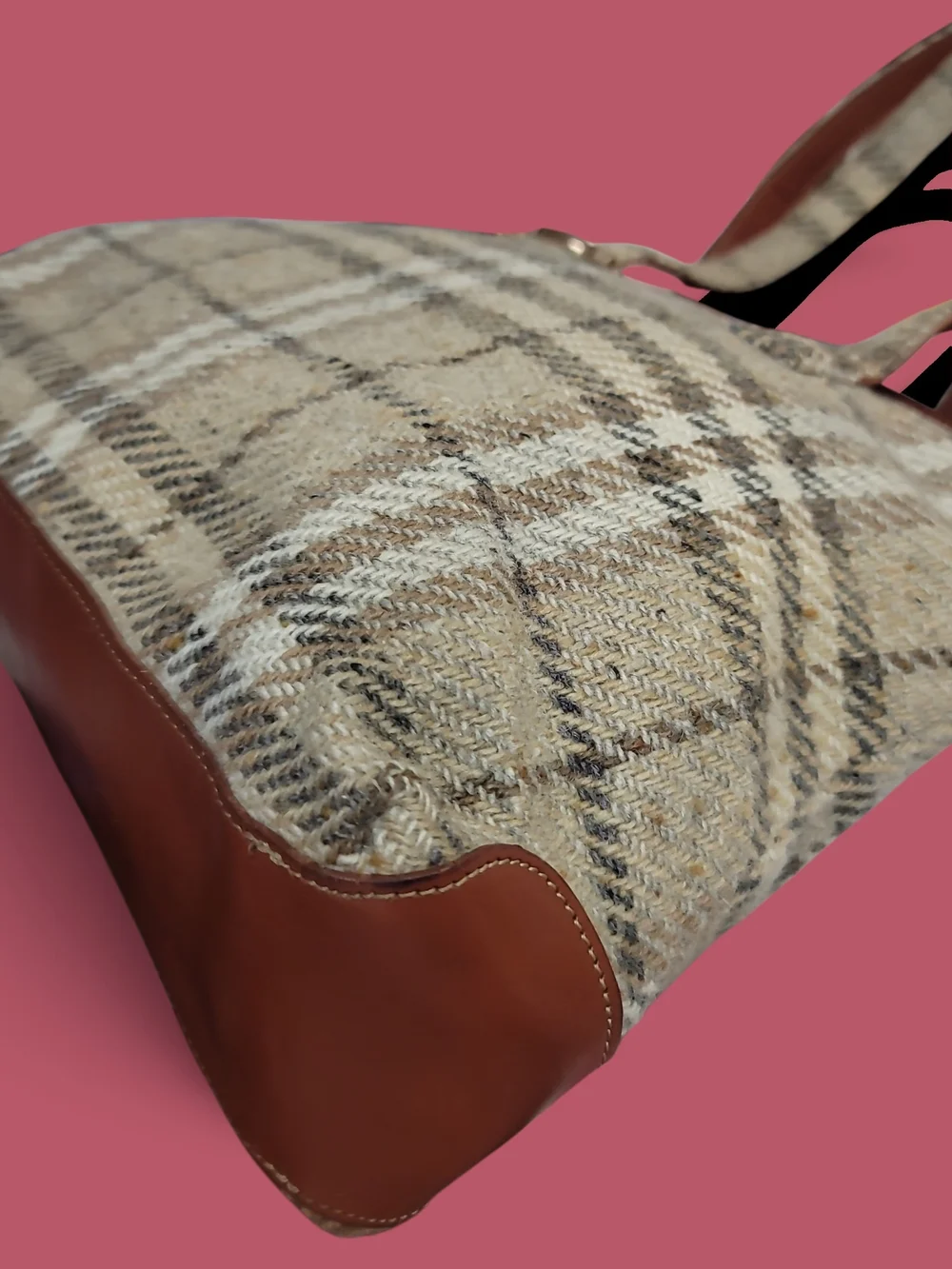 Burberrys Women’s Vintage Plaid Tote Bag Good Condition With COA